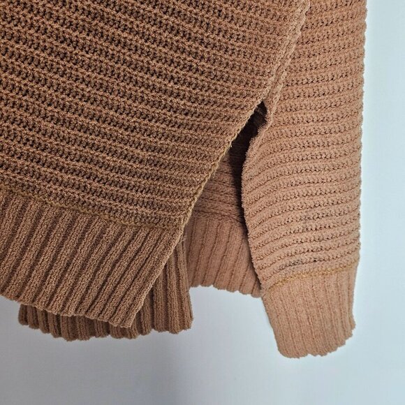 American Eagle Womens V-Neck Knit Sweater Split Hi-Low Hem 3/4 Sleeves Tan L/XL - Picture 5 of 10